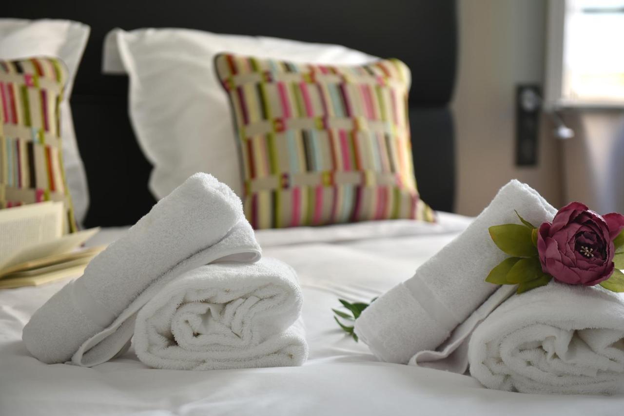 Hotel Continental Bastia  Buitenkant foto