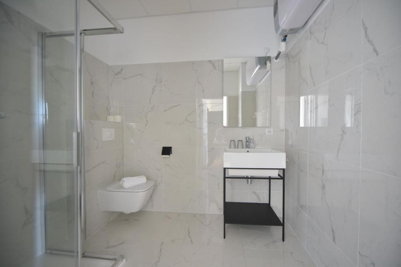 Hotel Continental Bastia  Buitenkant foto
