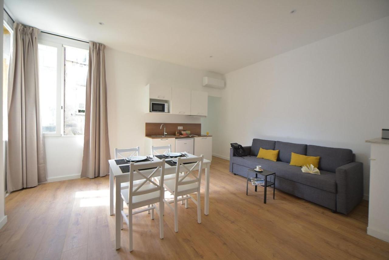 Hotel Continental Bastia  Buitenkant foto